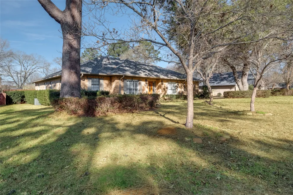 2213 Melissa Drive Palestine, TX 75803