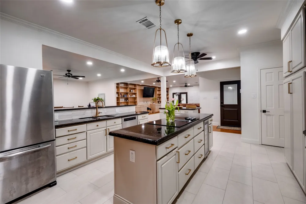 2213 Melissa Drive Palestine, TX 75803