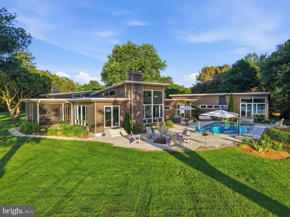 2800 BENNETT POINT ROAD Queenstown, MD 21658