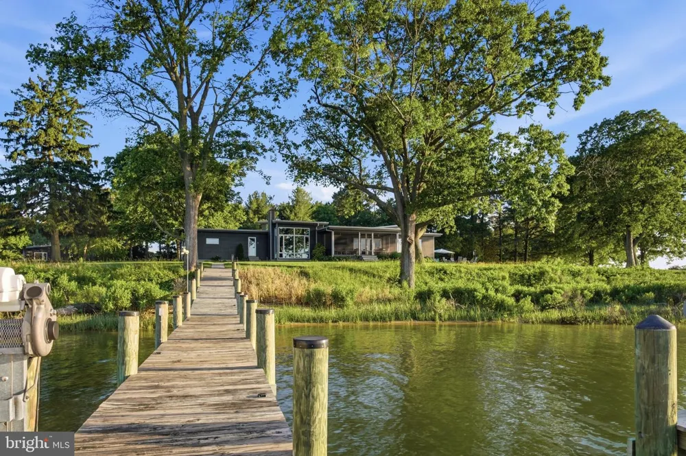 2800 BENNETT POINT ROAD Queenstown, MD 21658