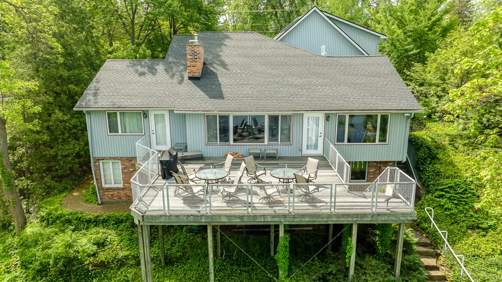8790 Hendricks Drive Brighton, MI 48116