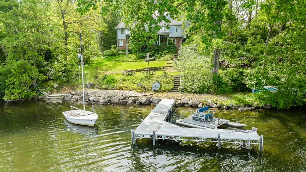 8790 Hendricks Drive Brighton, MI 48116