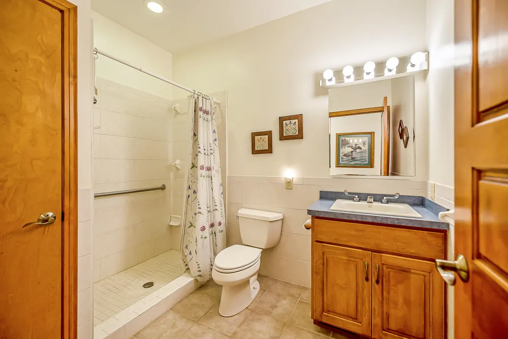 8790 Hendricks Drive Brighton, MI 48116