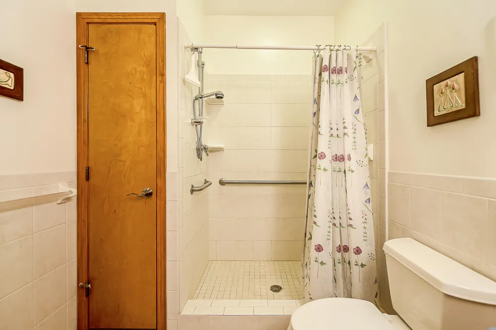 8790 Hendricks Drive Brighton, MI 48116