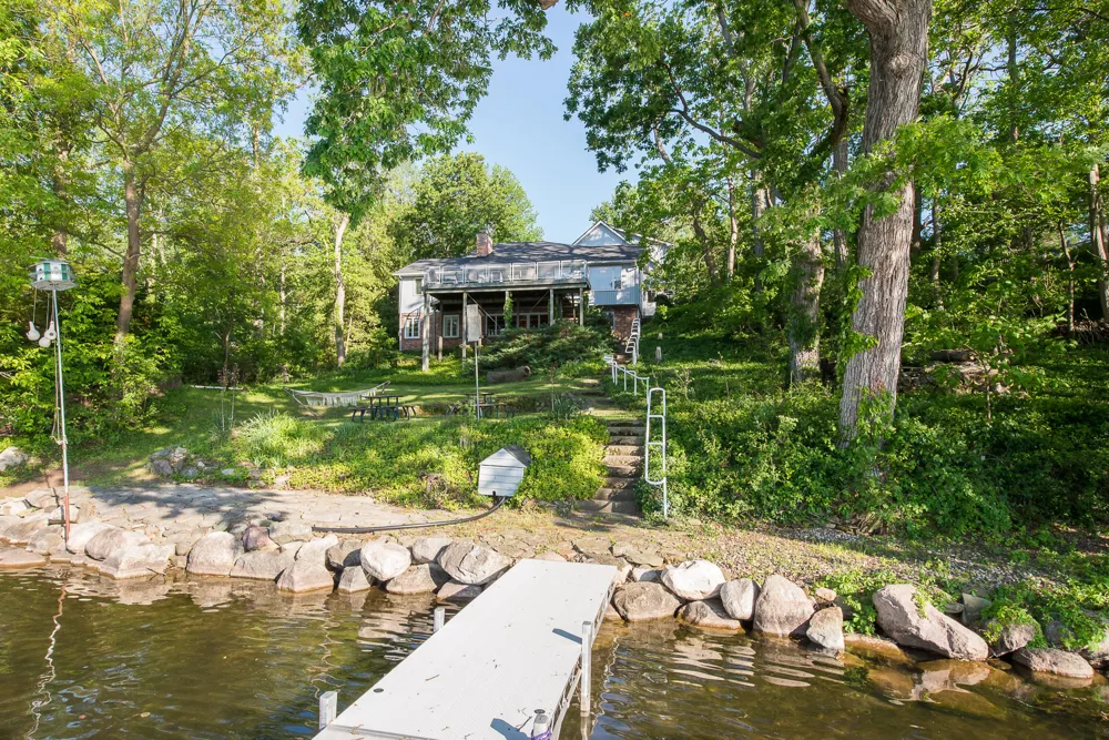 8790 Hendricks Drive Brighton, MI 48116
