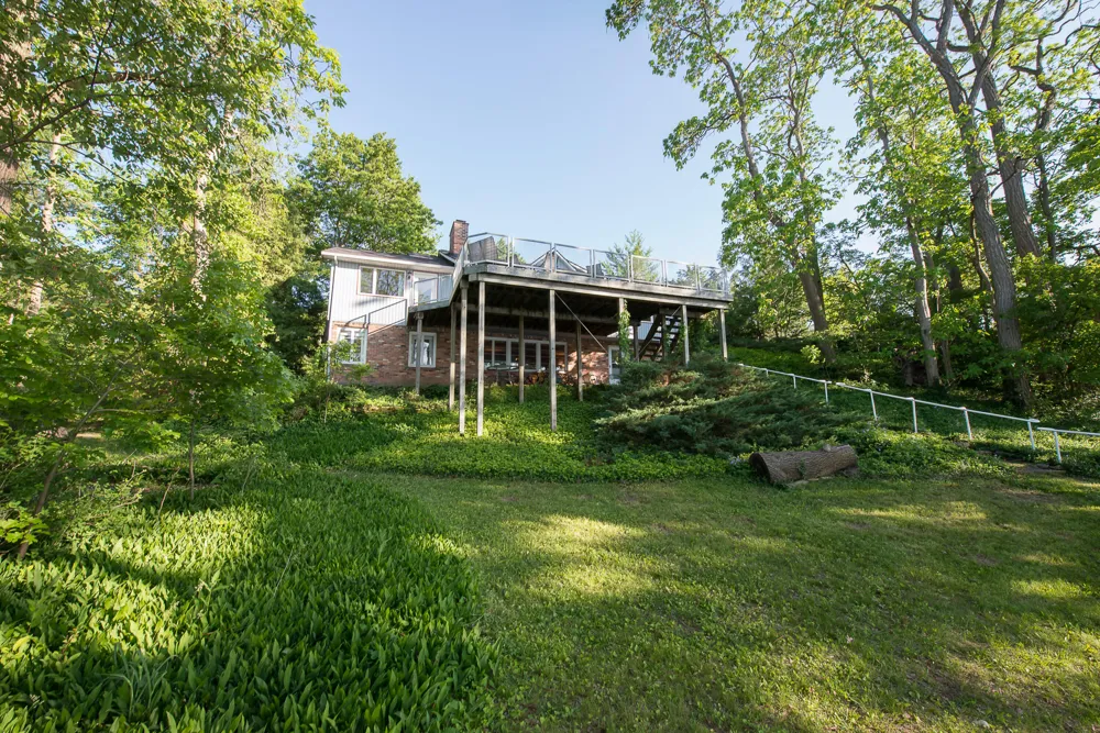 8790 Hendricks Drive Brighton, MI 48116