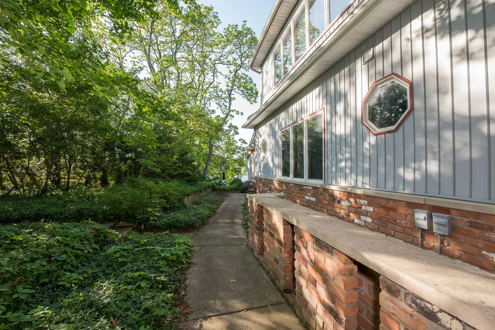 8790 Hendricks Drive Brighton, MI 48116
