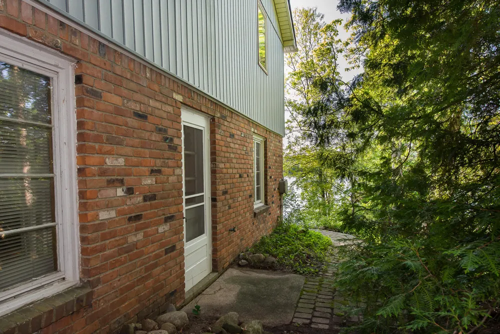 8790 Hendricks Drive Brighton, MI 48116
