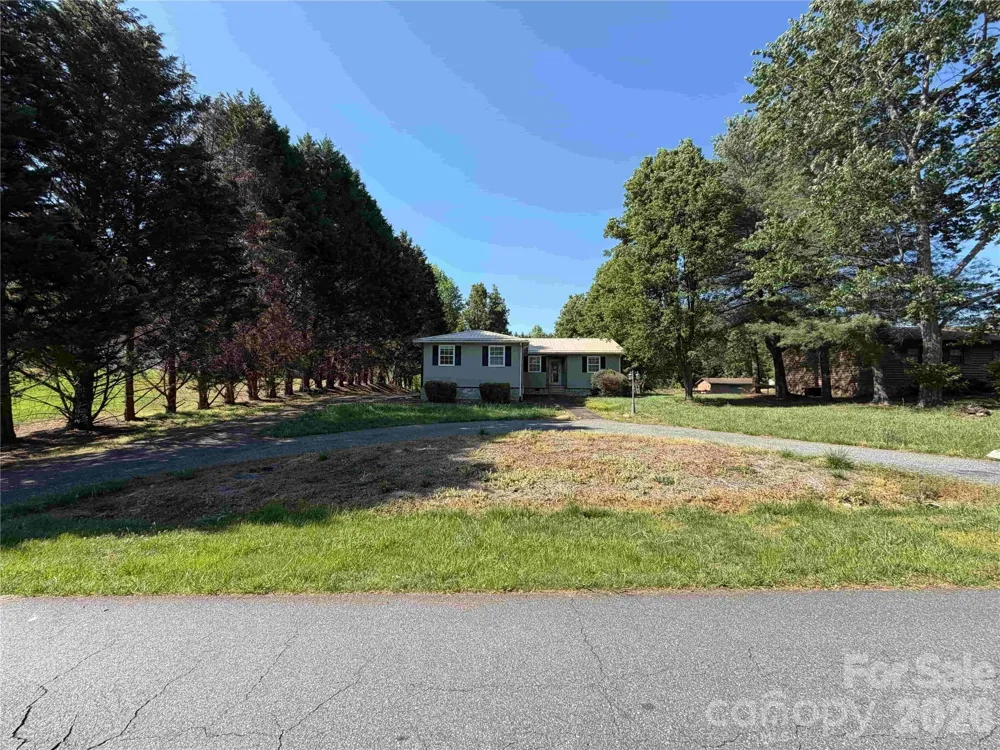 2076 S Fork Drive Morganton, NC 28655