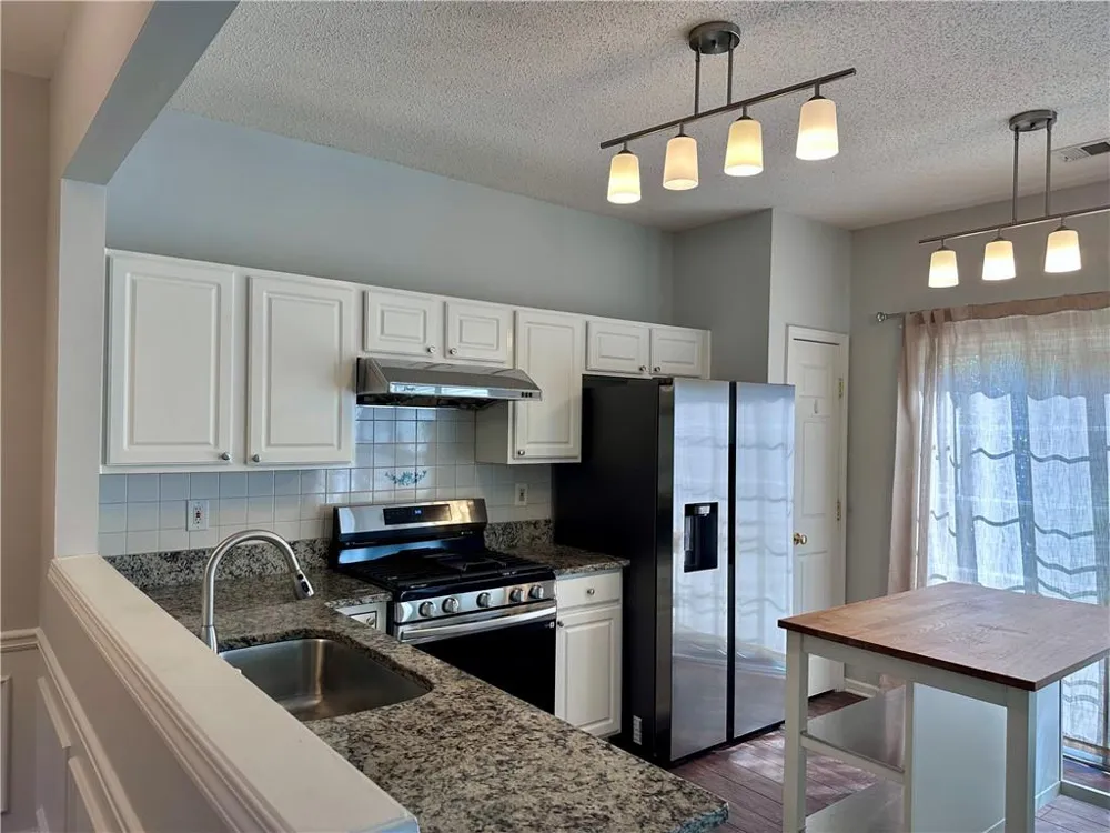 6004 Falling Water Court Roswell, GA 30076