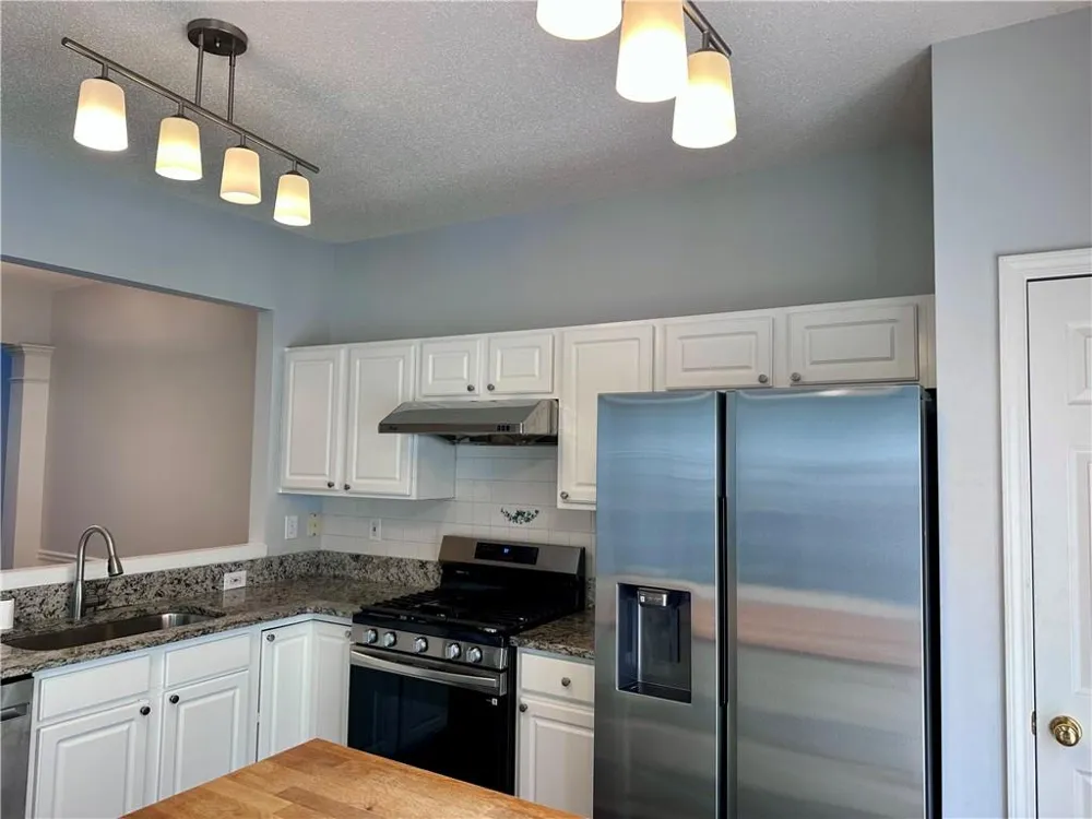 6004 Falling Water Court Roswell, GA 30076