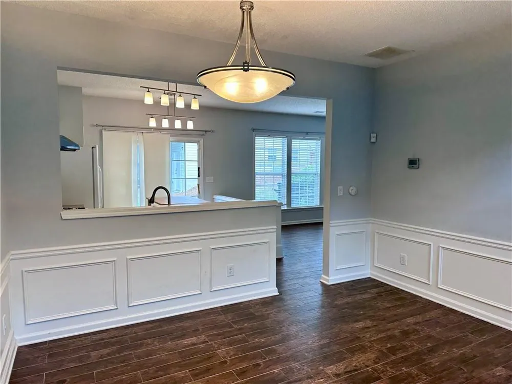 6004 Falling Water Court Roswell, GA 30076
