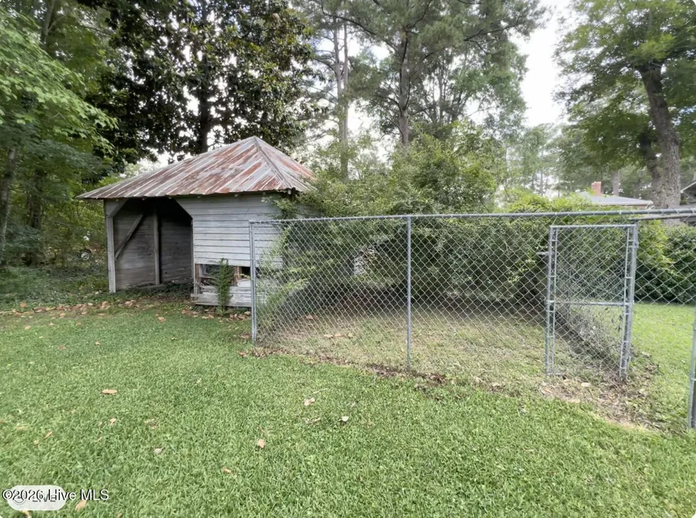 301 Broad Street Roseboro, NC 28382