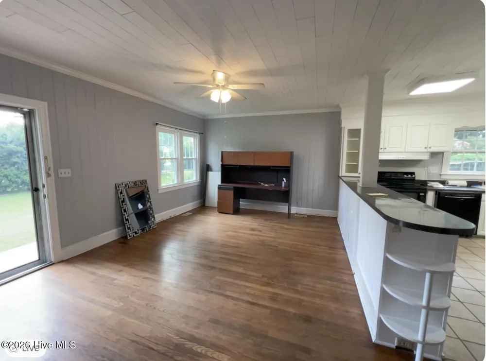 301 Broad Street Roseboro, NC 28382