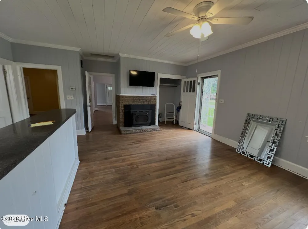 301 Broad Street Roseboro, NC 28382