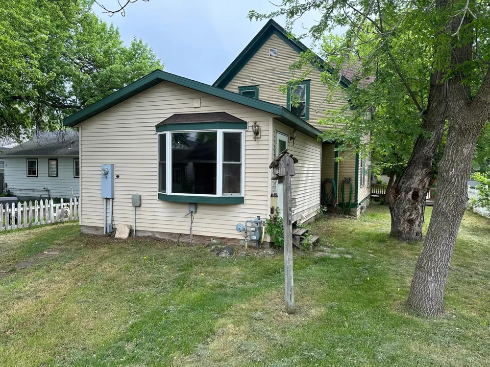 815 Main Avenue Thief River Falls, MN 56701