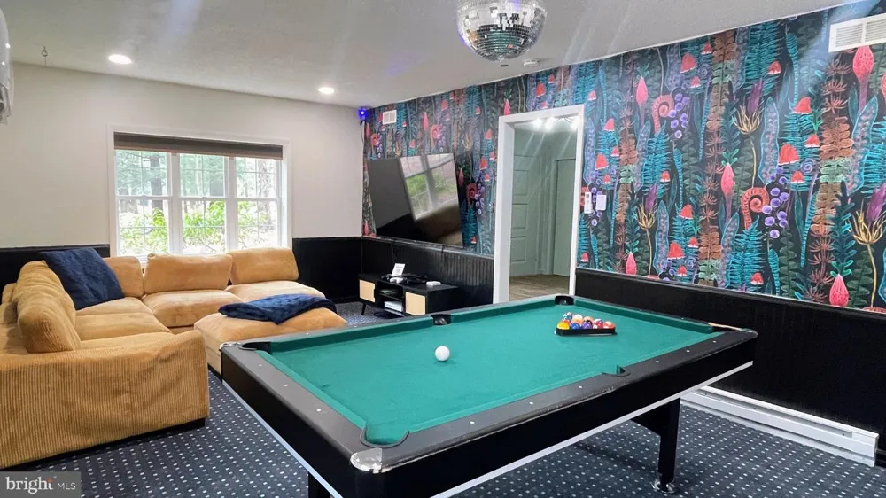 14 SASSAFRAS ROAD Lake Harmony, PA 18624