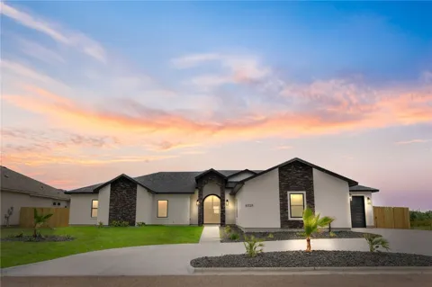4025 Ranch Lake Drive