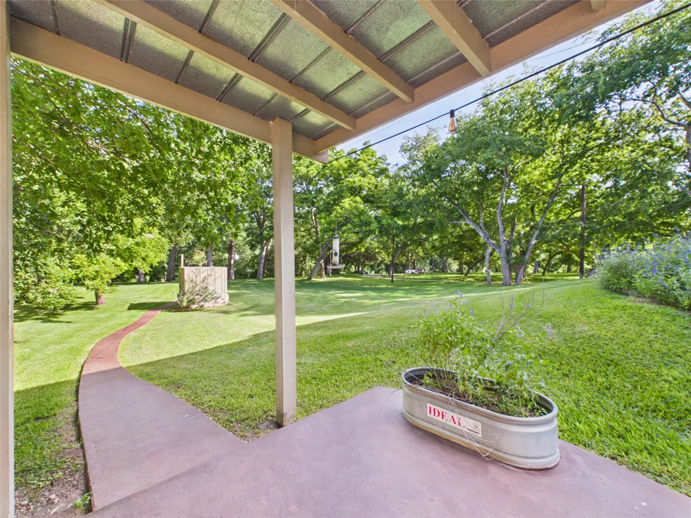 1238 Sleepy Hollow Lane New Braunfels, TX 78130
