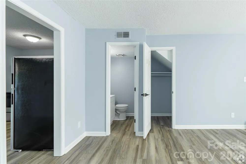 300 E Charlotte Avenue Mount Holly, NC 28120