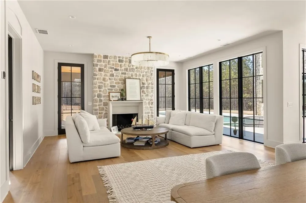 8445 Serenbe Road Chattahoochee Hills, GA 30268