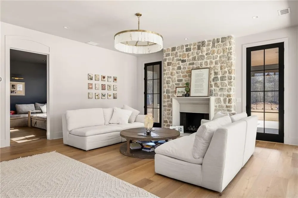 8445 Serenbe Road Chattahoochee Hills, GA 30268