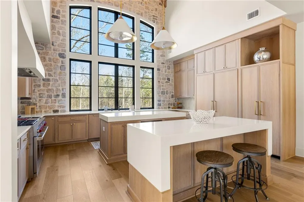 8445 Serenbe Road Chattahoochee Hills, GA 30268
