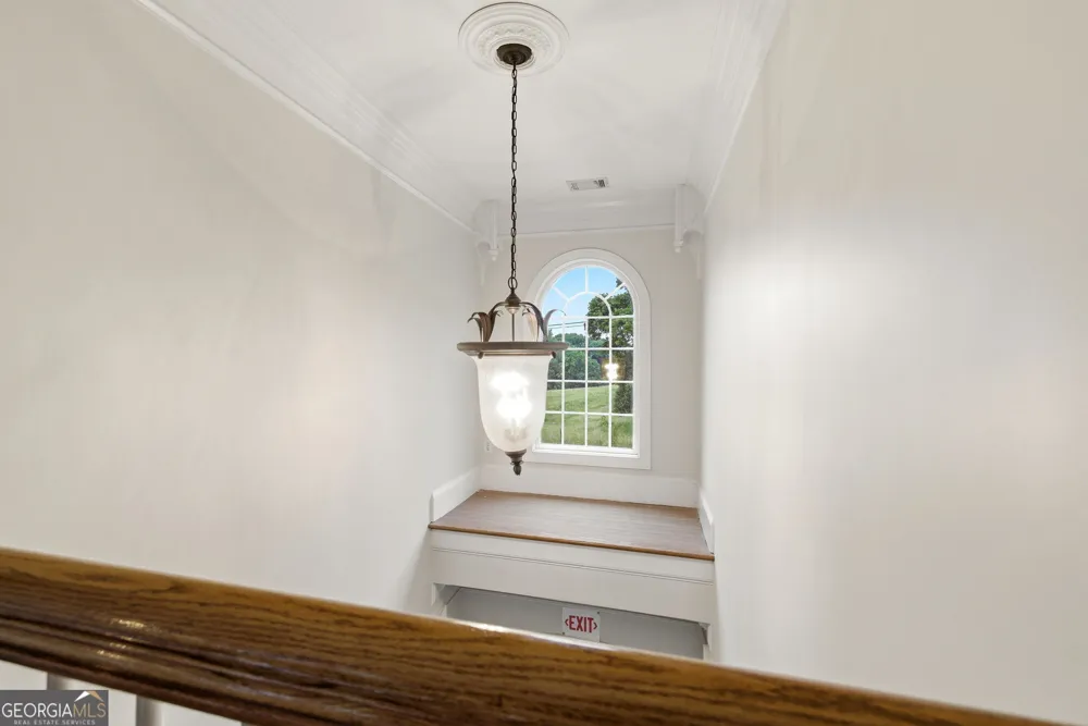 4337 Mountain View RD Oakwood, GA 30566