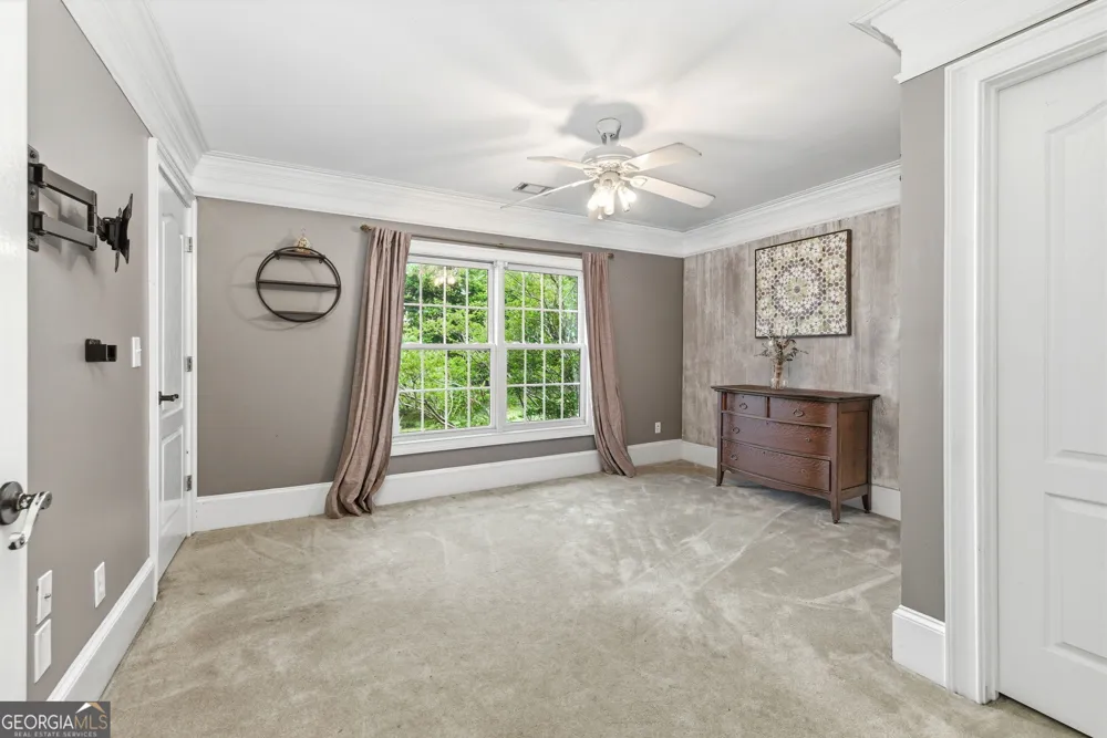 4337 Mountain View RD Oakwood, GA 30566
