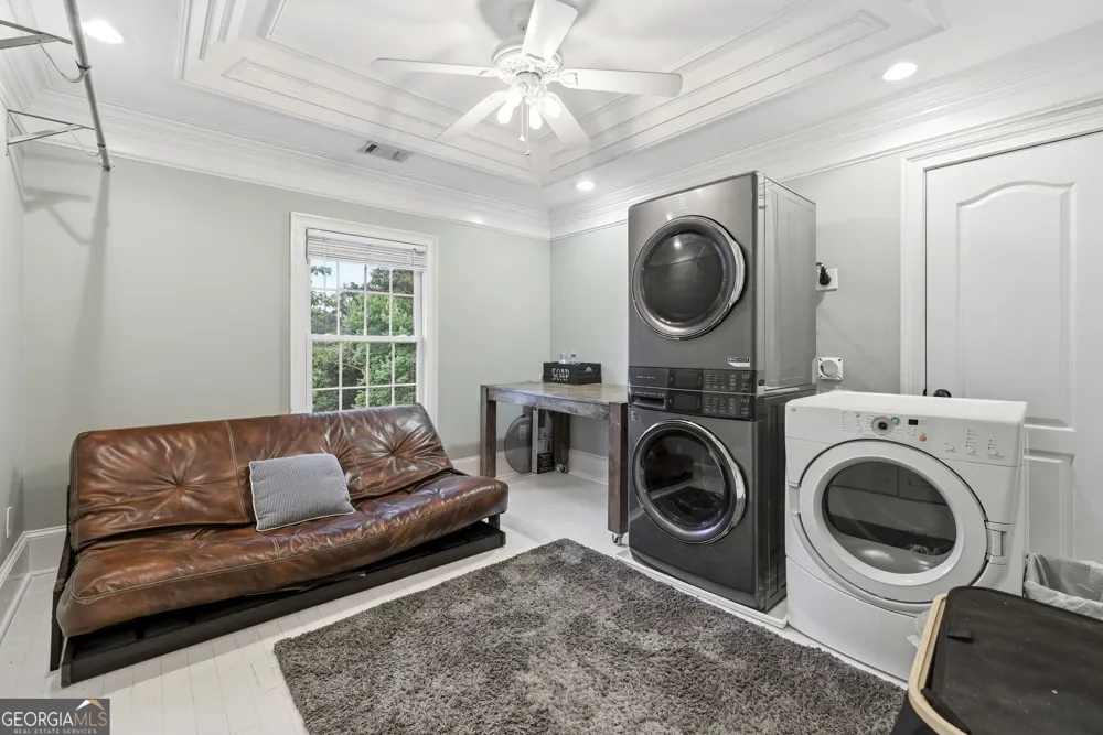 4337 Mountain View RD Oakwood, GA 30566