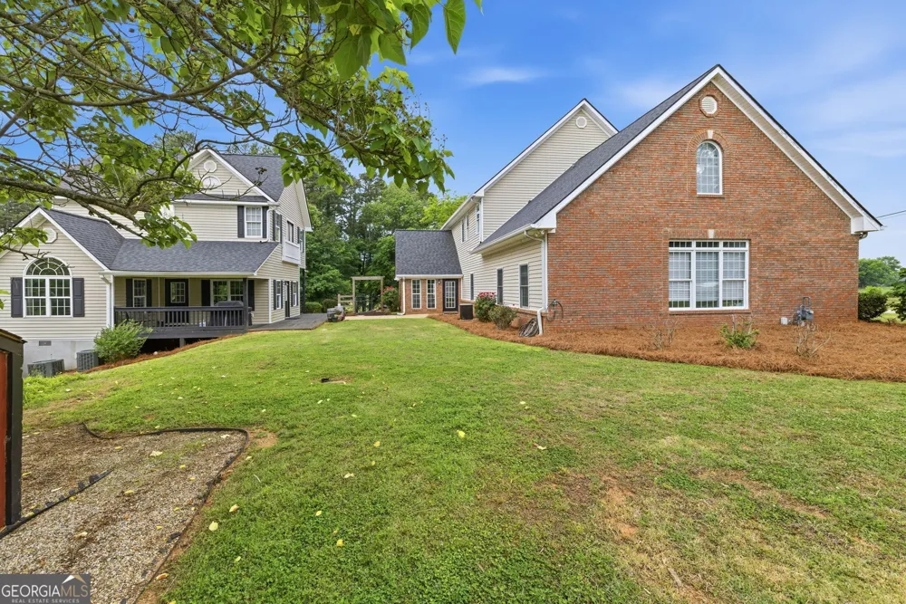 4337 Mountain View RD Oakwood, GA 30566