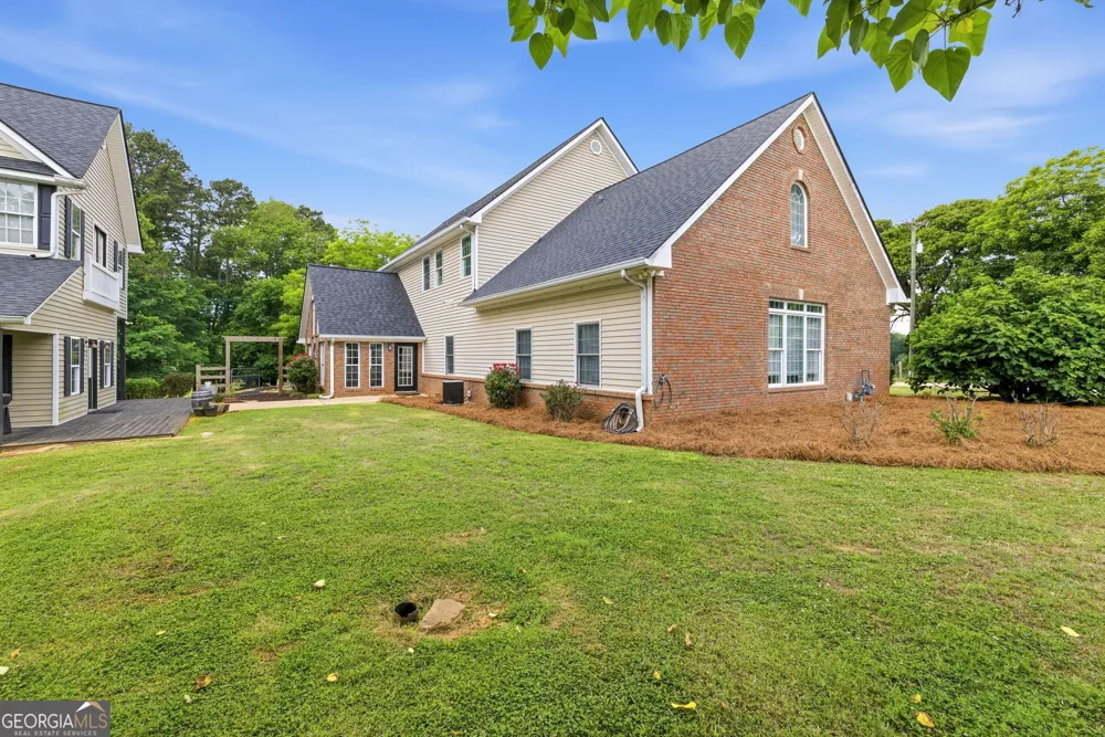 4337 Mountain View RD Oakwood, GA 30566