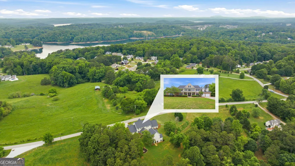 4337 Mountain View RD Oakwood, GA 30566