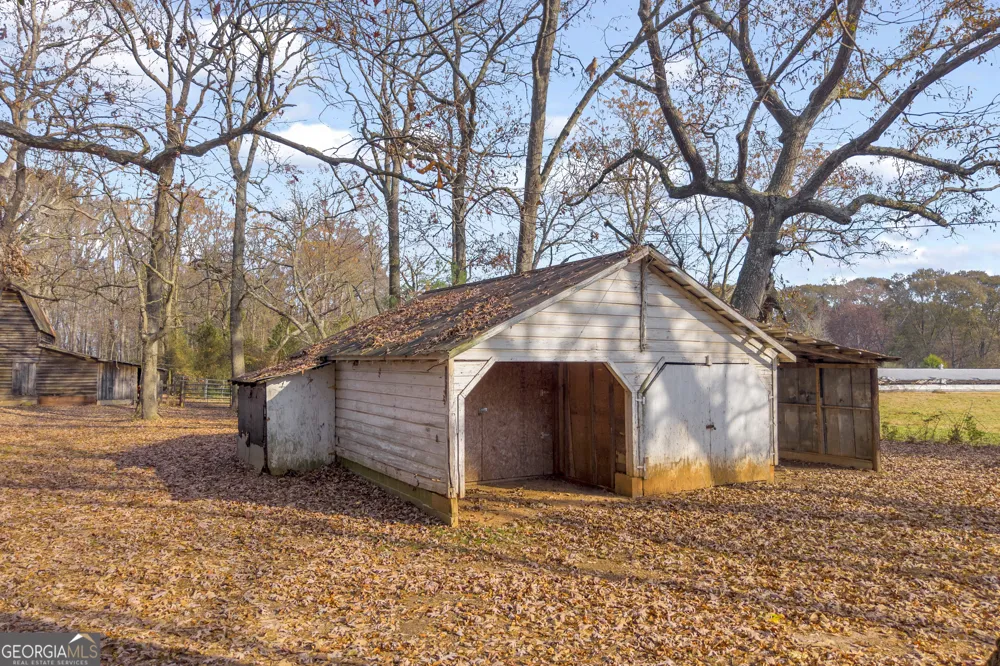 1898 Sandy Cross RD Royston, GA 30662