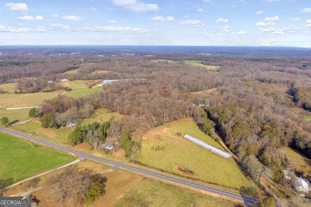 1898 Sandy Cross RD Royston, GA 30662