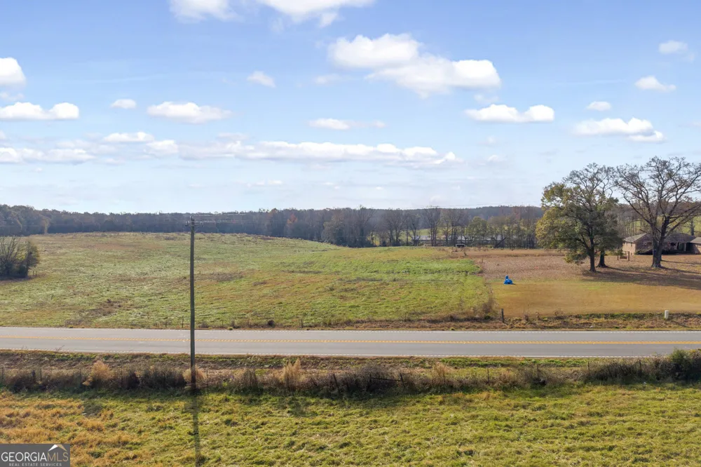 1898 Sandy Cross RD Royston, GA 30662