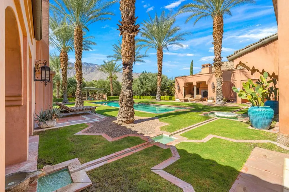 1650 Avenida Sevilla Palm Springs, CA 92264