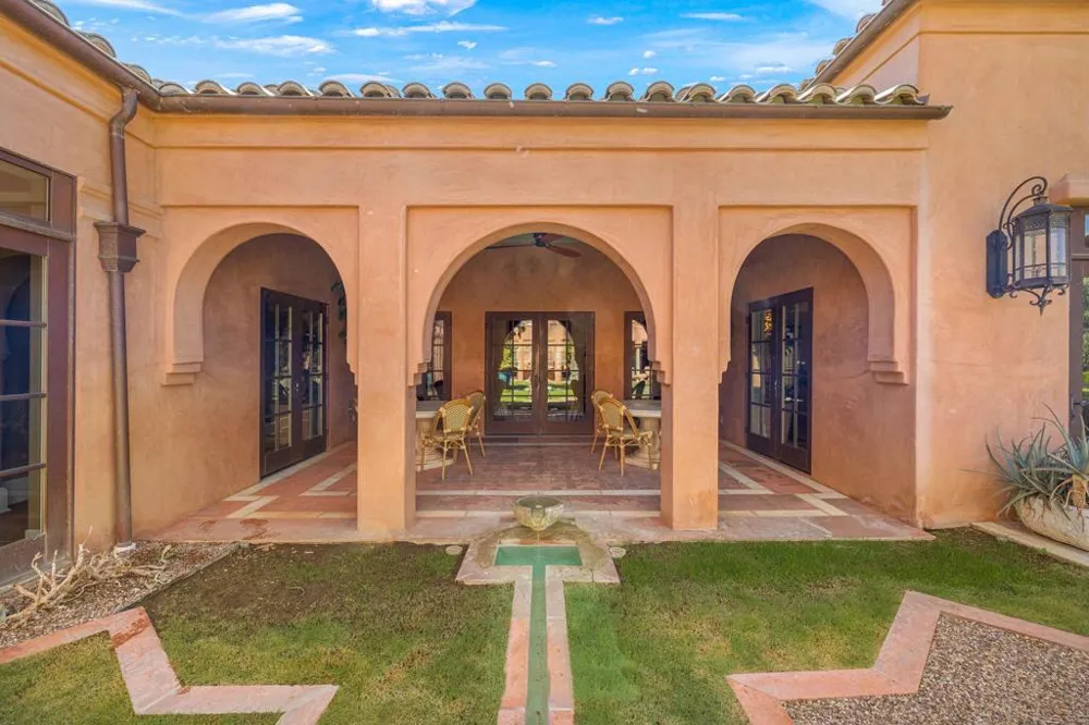 1650 Avenida Sevilla Palm Springs, CA 92264