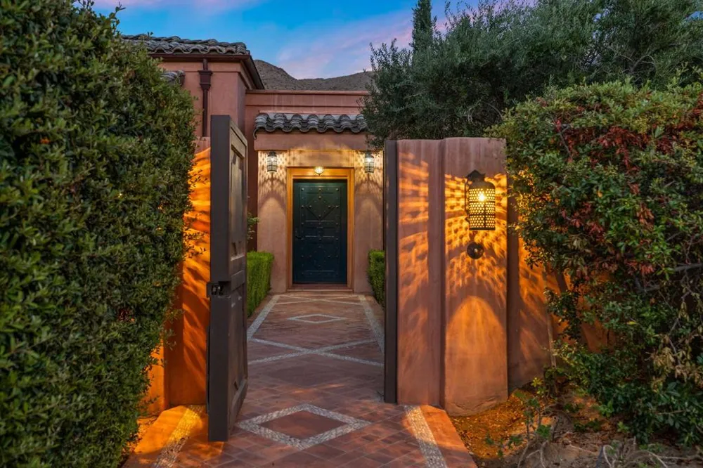 1650 Avenida Sevilla Palm Springs, CA 92264