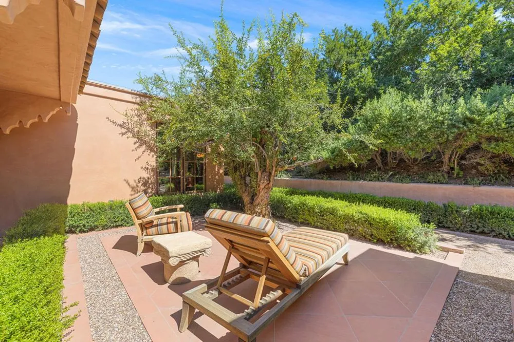 1650 Avenida Sevilla Palm Springs, CA 92264