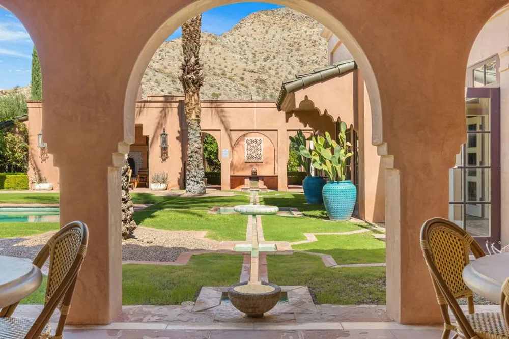 1650 Avenida Sevilla Palm Springs, CA 92264