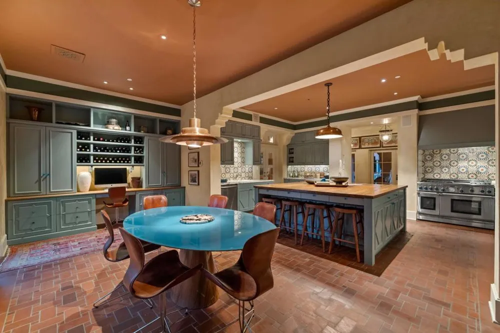 1650 Avenida Sevilla Palm Springs, CA 92264