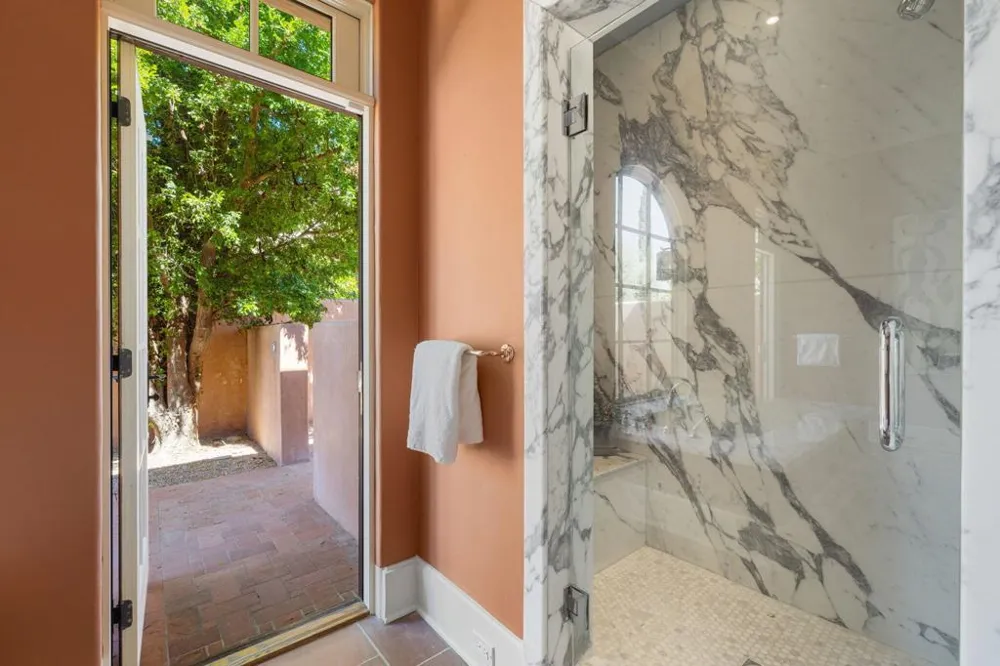 1650 Avenida Sevilla Palm Springs, CA 92264