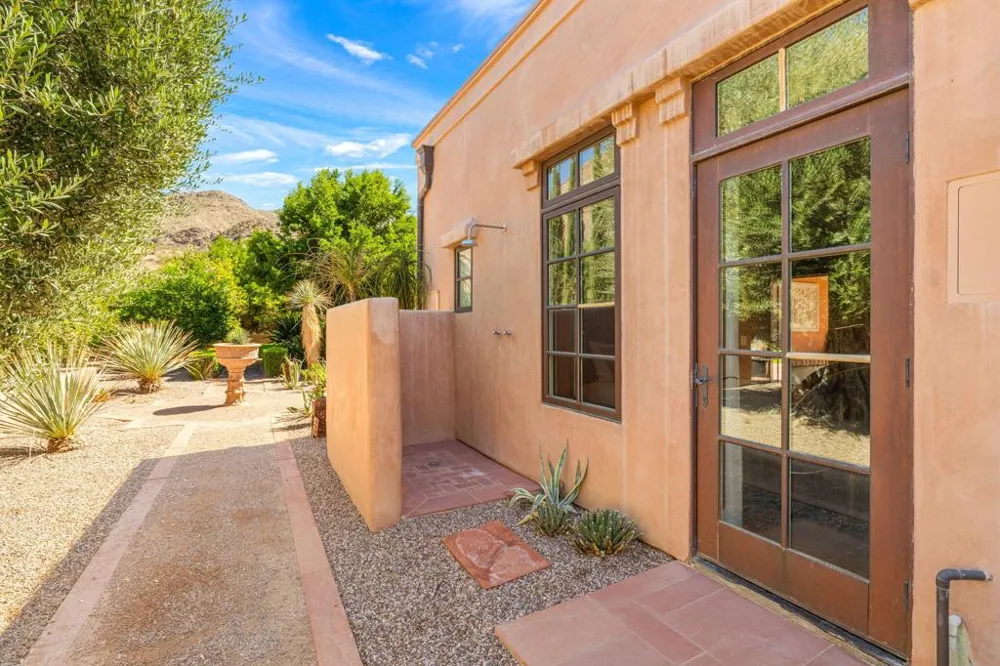 1650 Avenida Sevilla Palm Springs, CA 92264