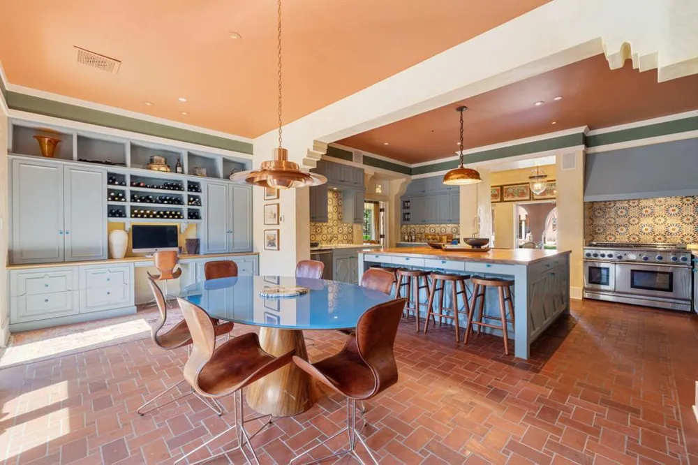 1650 Avenida Sevilla Palm Springs, CA 92264