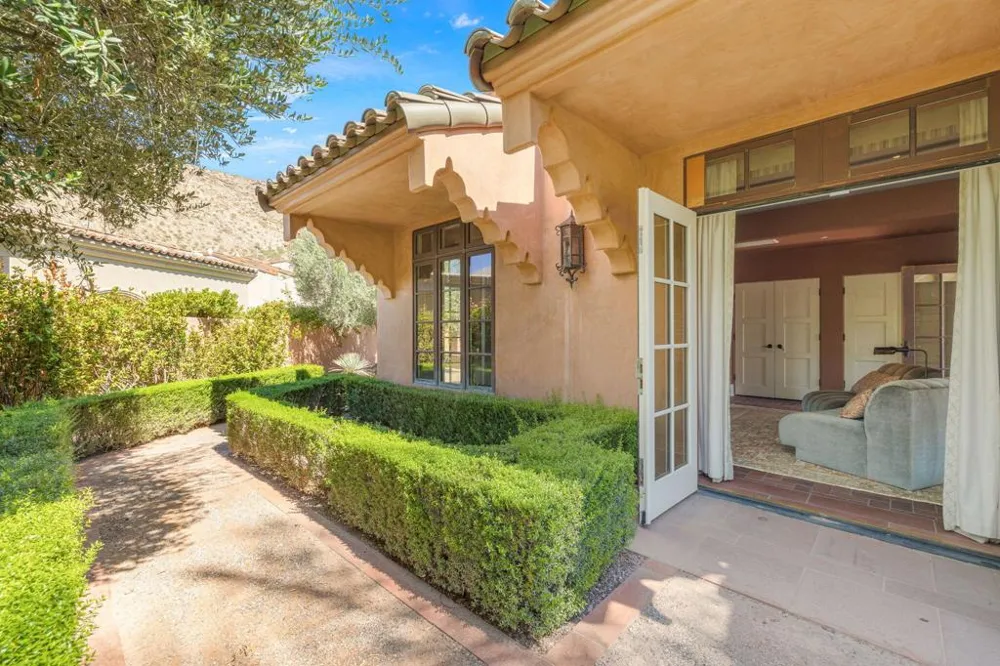1650 Avenida Sevilla Palm Springs, CA 92264