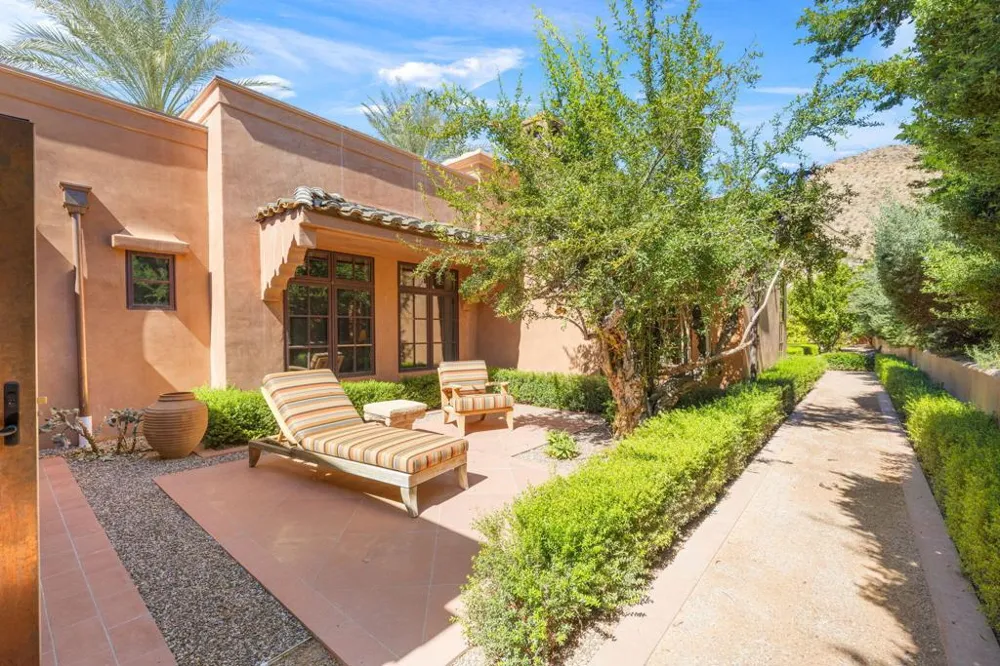 1650 Avenida Sevilla Palm Springs, CA 92264