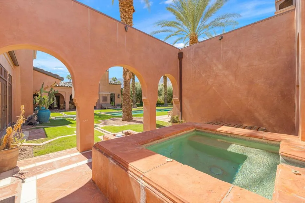 1650 Avenida Sevilla Palm Springs, CA 92264