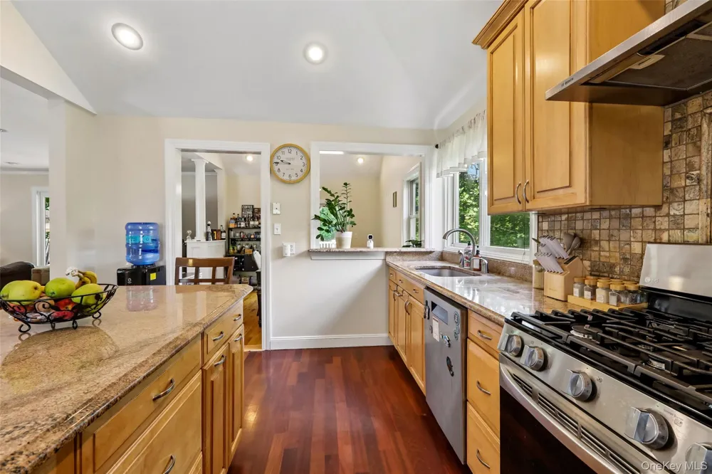 29 Olympus Road Highland Mills, NY 10930
