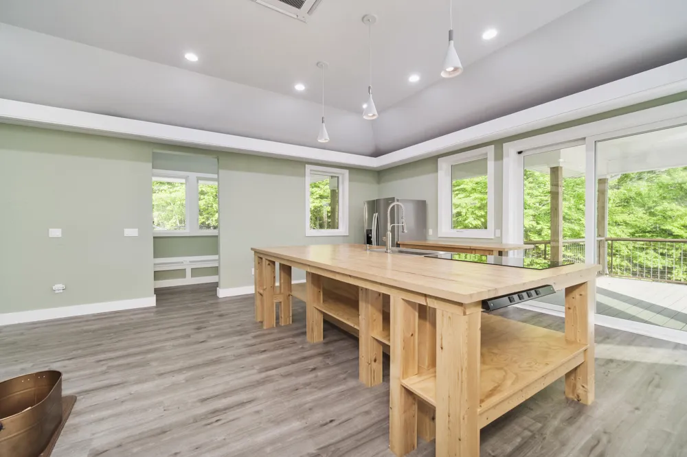 9798 Slope Drive Onekama, MI 49675